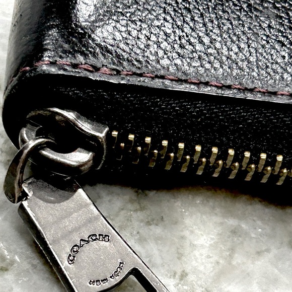 Coach Authentic Sport Calf Leather Whip Stitched Brown/Black Wallet - Picture 5 of 12